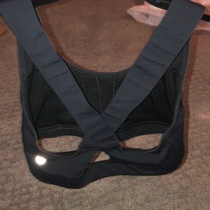 Black lululemon cross in the back sports bra